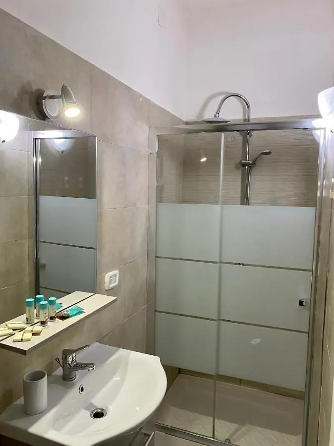 Heart Of Naples 29 Bed & Breakfast